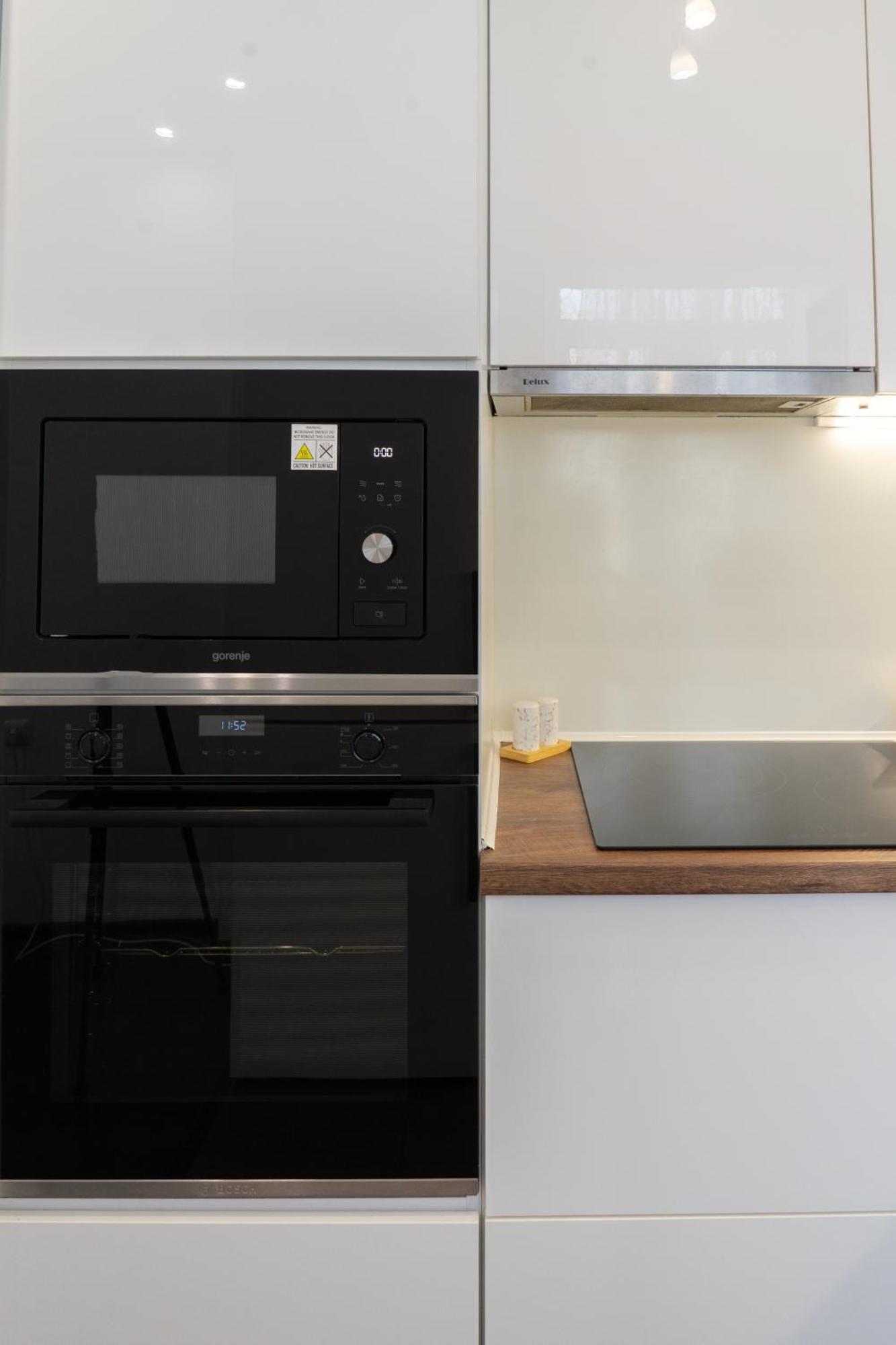 Luxury 2 Bedroom Apartment In Central Varna Exteriör bild