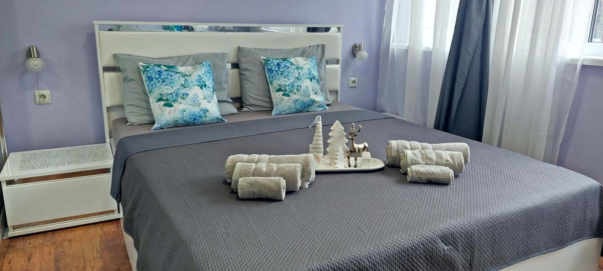 Luxury 2 Bedroom Apartment In Central Varna Exteriör bild